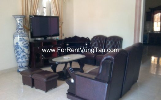 5 BEDROOMS VILLA FOR RENT IN XO VIET NGHE TINH STREET, VUNG TAU CITY B62