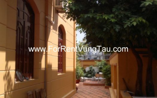 5 BEDROOMS VILLA FOR RENT IN XO VIET NGHE TINH STREET, VUNG TAU CITY B62