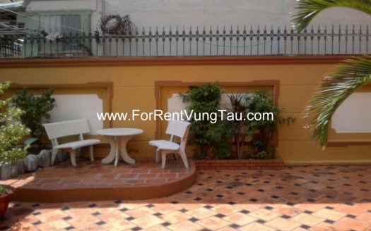 5 BEDROOMS VILLA FOR RENT IN XO VIET NGHE TINH STREET, VUNG TAU CITY B62