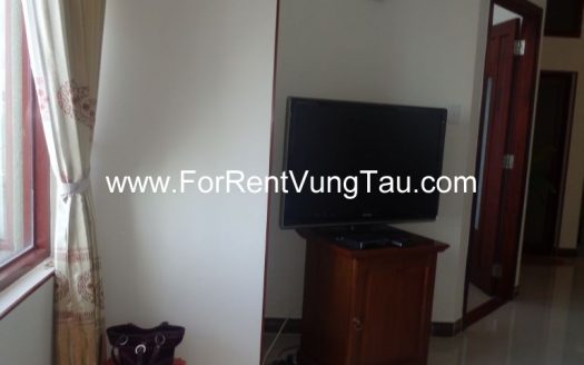 SEAVIEW 3 BEDROOMS APARTMENT FOR RENT IN VUNG TAU, BACK BEACH AREA B178
