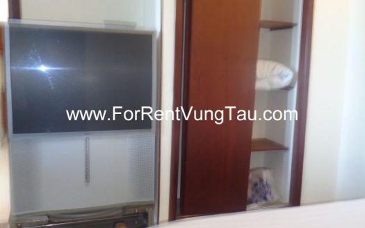 SEAVIEW 3 BEDROOMS APARTMENT FOR RENT IN VUNG TAU, BACK BEACH AREA B178
