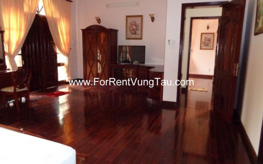 MAGNIFICENT VILLA FOR RENT IN VUNG TAU CITY B140