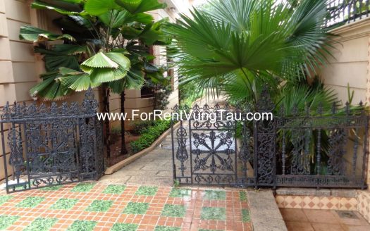 MAGNIFICENT VILLA FOR RENT IN VUNG TAU CITY B140