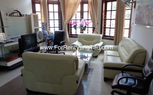 LUXURY SEA VILLA FOR LEASE VUNG TAU AT BACK BEACH B163