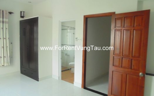 WHITE HOUSE FOR RENT AND SALE IN BACK BEACH AREA, VUNG TAU CITY B143