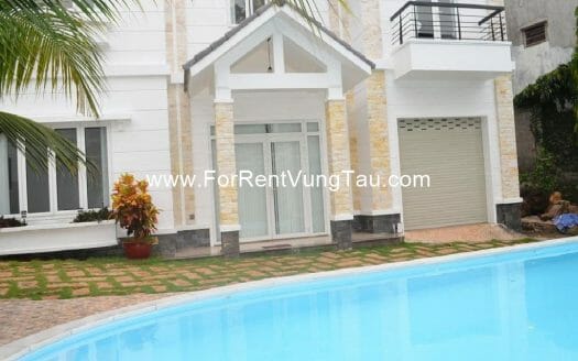GREEN VILLA FOR RENT IN VUNG TAU CITY B12