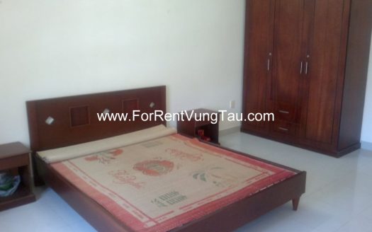SEA AND HILL HOUSE FOR RENT IN PHAN CHU TRINH STREET, VUNG TAU CITY B136
