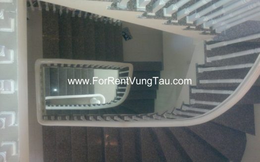 SEA AND HILL HOUSE FOR RENT IN PHAN CHU TRINH STREET, VUNG TAU CITY B136