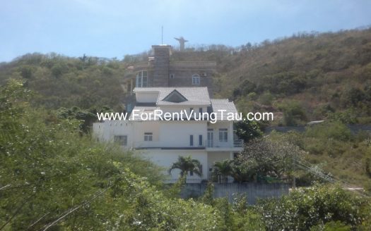 SEA AND HILL HOUSE FOR RENT IN PHAN CHU TRINH STREET, VUNG TAU CITY B136
