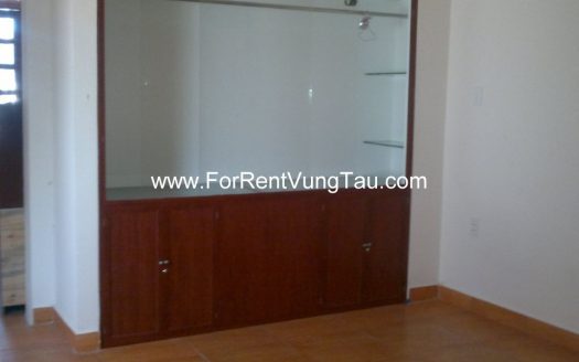 PREMISES / FULLY FURNITURE HOUSE RENTAL IN BACK BEACH B204