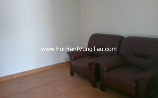 PREMISES / FULLY FURNITURE HOUSE RENTAL IN BACK BEACH B204