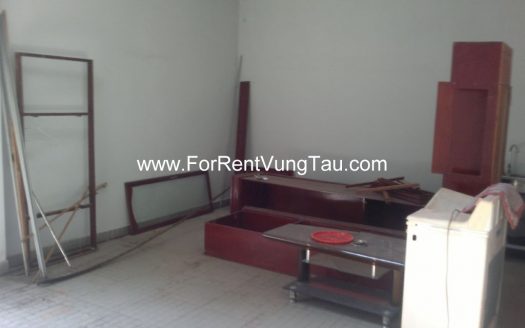 PREMISES / FULLY FURNITURE HOUSE RENTAL IN BACK BEACH B204