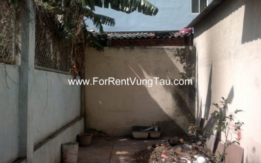 PREMISES / FULLY FURNITURE HOUSE RENTAL IN BACK BEACH B204