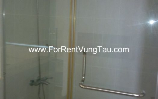 COMFORTABLE VILLA FOR RENT IN BACK BEACH VUNG TAU B177