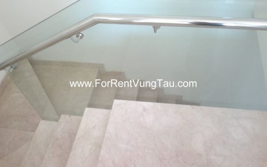 COMFORTABLE VILLA FOR RENT IN BACK BEACH VUNG TAU B177