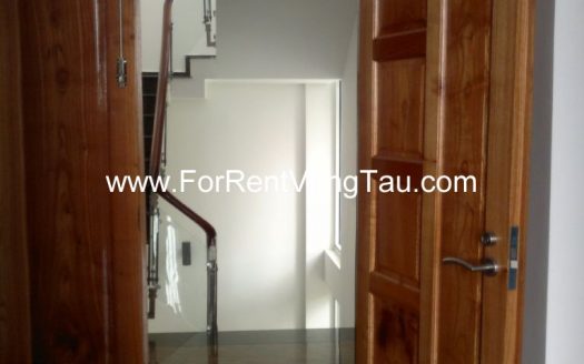 VILLA FOR RENT IN DOI SU HILL VUNG TAU B110