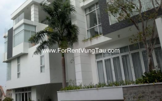 VILLA FOR RENT IN DOI SU HILL VUNG TAU B110
