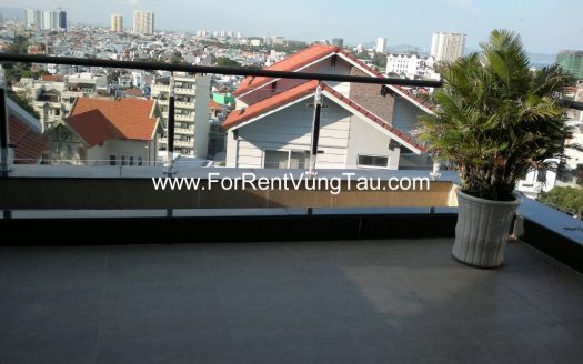 FRONT BEACH HILL VILLA FOR RENT IN VUNG TAU B66