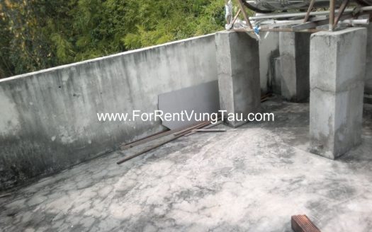 FRONT BEACH HOUSE FOR RENT IN VUNG TAU B95