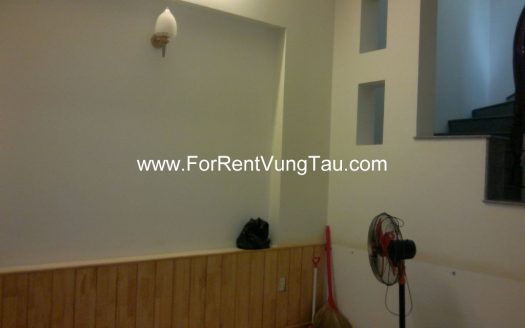 FRONT BEACH HOUSE FOR RENT IN VUNG TAU B95