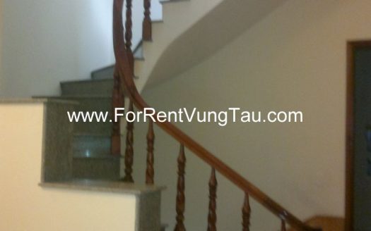 FRONT BEACH HOUSE FOR RENT IN VUNG TAU B95