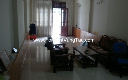 FRONT BEACH HOUSE FOR RENT IN VUNG TAU B95
