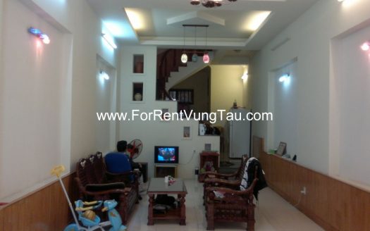 FRONT BEACH HOUSE FOR RENT IN VUNG TAU B95