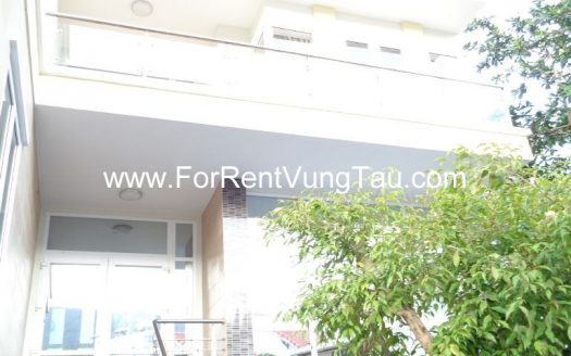 SUPER LUXURY VILLA FOR LEASE IN VUNG TAU B179