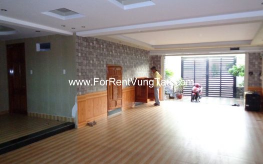 SUPER LUXURY VILLA FOR LEASE IN VUNG TAU B179