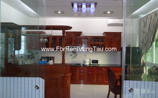 SUPER LUXURY VILLA FOR LEASE IN VUNG TAU B179