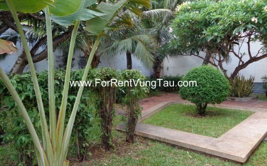 FRANCE VILLA HAS GARDEN FOR RENT IN VUNGTAU B50