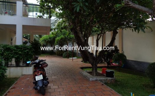 FRANCE VILLA HAS GARDEN FOR RENT IN VUNGTAU B50