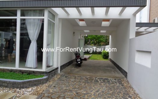 SUPER MODERN VILLA FOR RENT IN HEART OF FRONT BEACH VUNG TAU B151