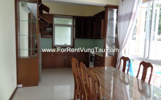 SUPER MODERN VILLA FOR RENT IN HEART OF FRONT BEACH VUNG TAU B151