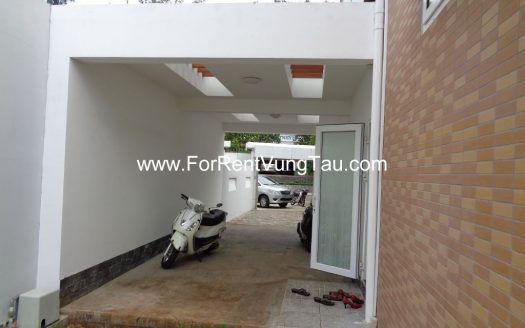 SUPER MODERN VILLA FOR RENT IN HEART OF FRONT BEACH VUNG TAU B151