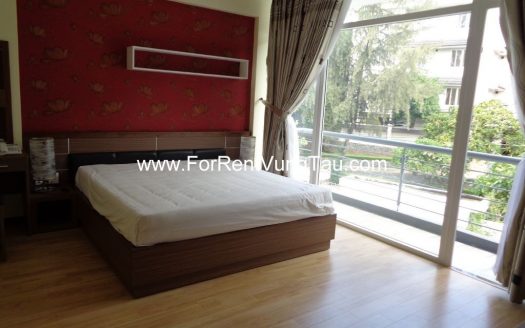 SUPER MODERN VILLA FOR RENT IN HEART OF FRONT BEACH VUNG TAU B151