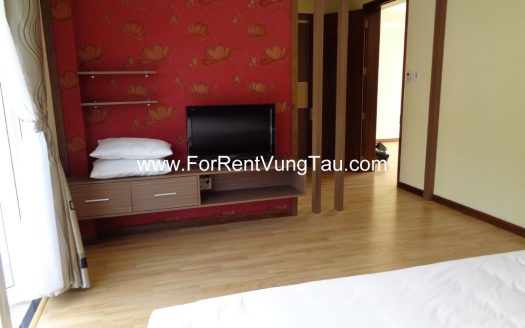 SUPER MODERN VILLA FOR RENT IN HEART OF FRONT BEACH VUNG TAU B151