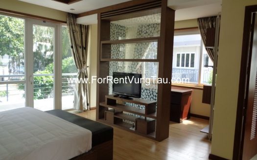 SUPER MODERN VILLA FOR RENT IN HEART OF FRONT BEACH VUNG TAU B151