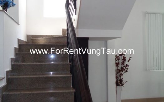 GREEN VILLA FOR RENT IN VUNG TAU CITY B12