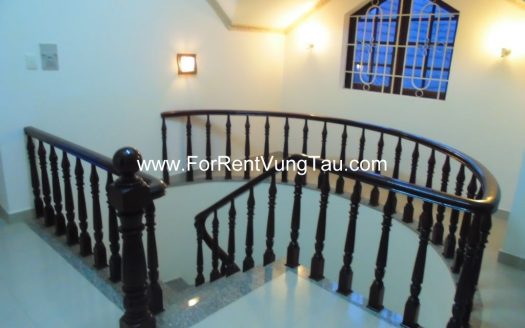 TRAVEL VUNG TAU WITH NICE AND CHEAP VILLA B132