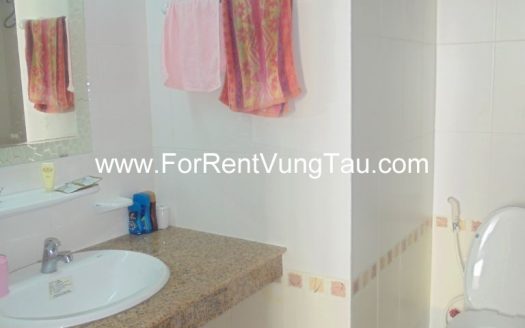 SEAVIEW APARTMENT FOR RENT IN VUNG TAU, VIETNAM B135