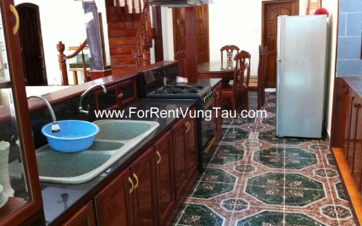 VILLA FOR LEASE IN CENTER VUNG TAU CITY B122