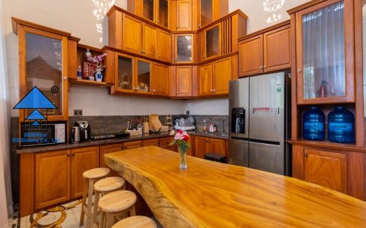 RENTAL SPACEIOUS HOUSE IN VUNGTAU B1510
