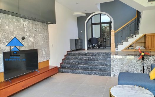 BEAUTIFUL HOUSE WITH GARDEN ON LE LOI STREET, VUNG TAU B1356