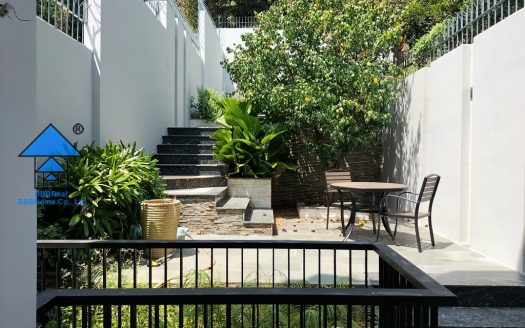 BEAUTIFUL HOUSE WITH GARDEN ON LE LOI STREET, VUNG TAU B1356