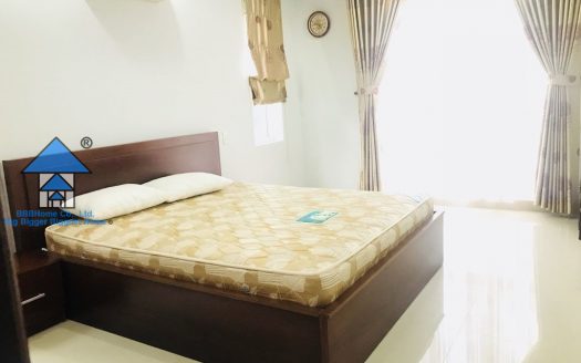 LARGE ROAD FRONT VILLA NEAR BAI SAU, VUNG TAU B608