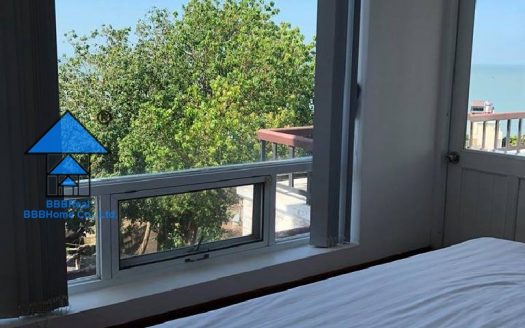 VILLA FOR LIVING/WORKING SPACE RENTAL DOI SU FRONT BEACH B549